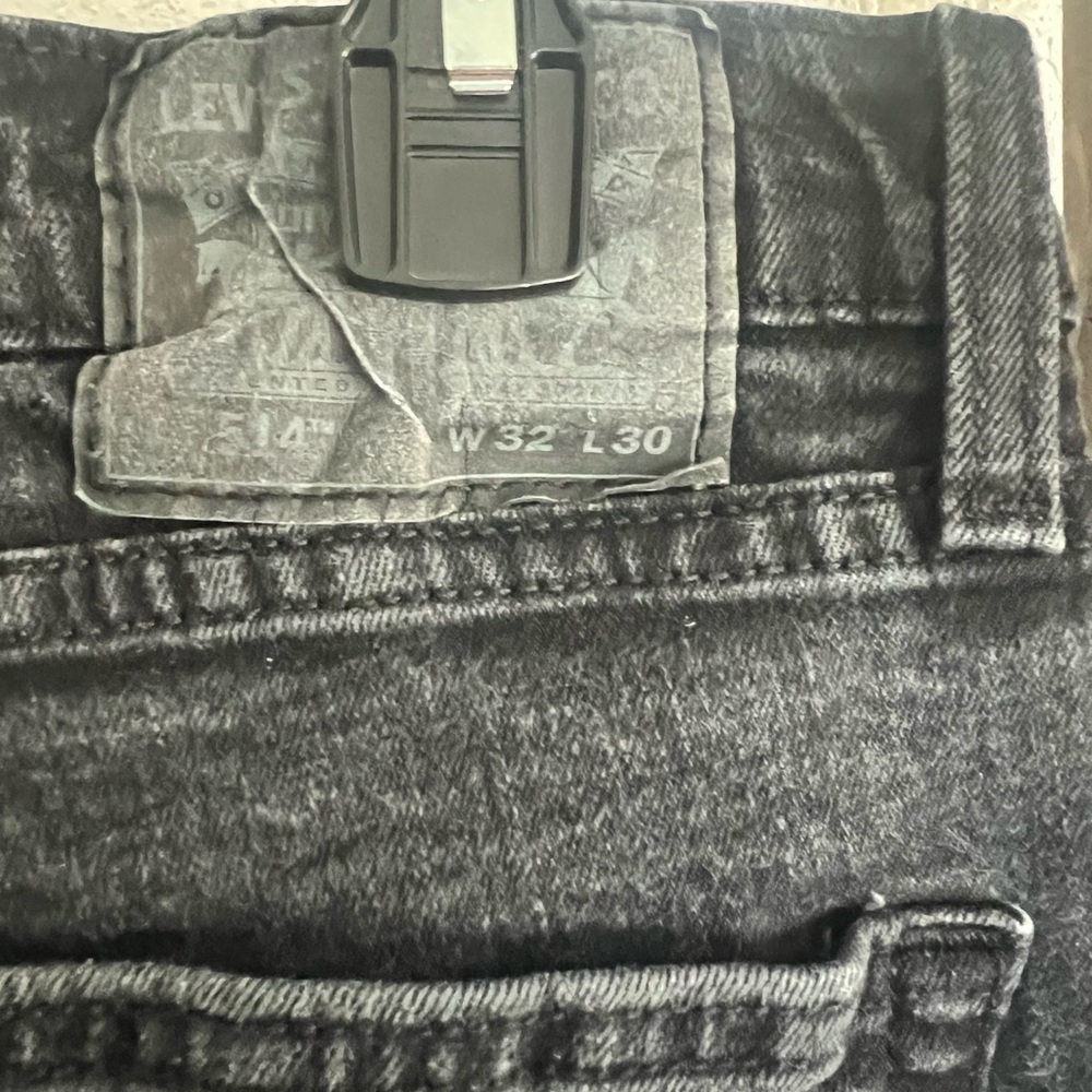 Levi 514, 32 waist 30 Length, faded black color